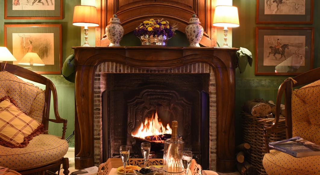 Hotel Saint James, hôtel 3 étoiles à Trouville sur Mer, hôtel de charme en bord de mer dans le Calvados, hotel avec salon bar proche de Deauville, Cabourg, Honfleur sur la côte fleurie en Normandie